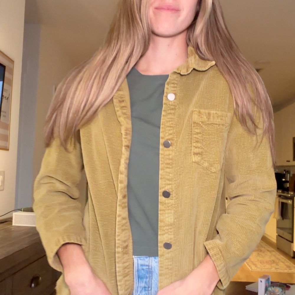 Elan Women's Medium Light Brown Tan Shacket Cardigan